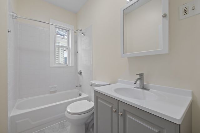 507 Geneva Ave 3, Boston, MA 02122