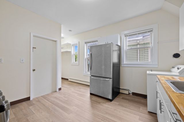 507 Geneva Ave 3, Boston, MA 02122
