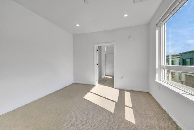 400 Siam Terrace 5, Sunnyvale, CA 94089