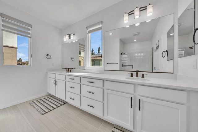 400 Siam Terrace 5, Sunnyvale, CA 94089