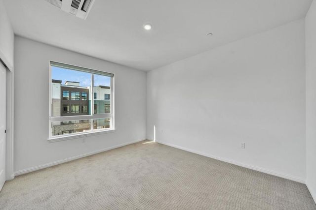 400 Siam Terrace 5, Sunnyvale, CA 94089