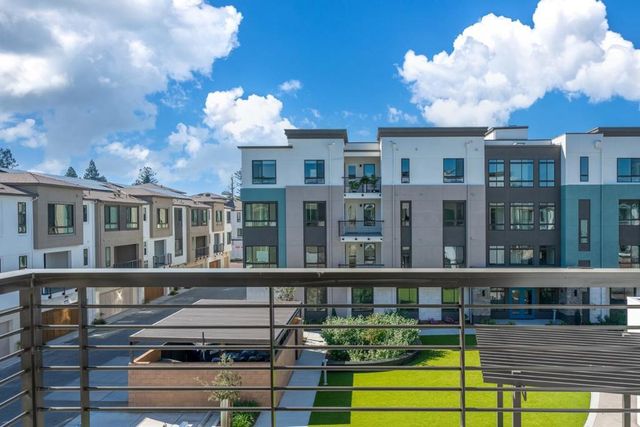 400 Siam Terrace 5, Sunnyvale, CA 94089