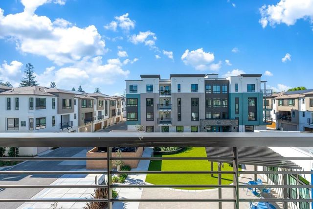 400 Siam Terrace 5, Sunnyvale, CA 94089