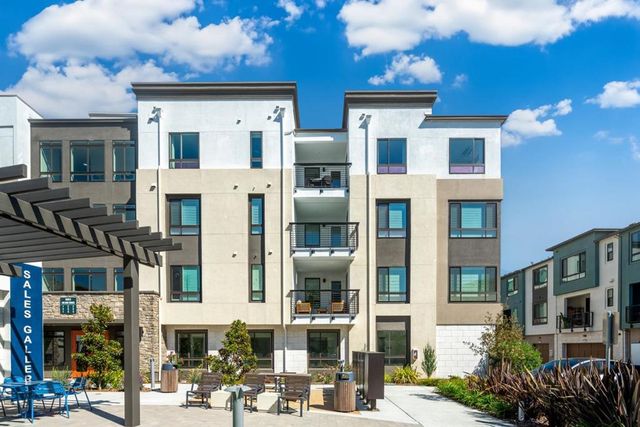 400 Siam Terrace 5, Sunnyvale, CA 94089