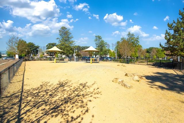 400 Siam Terrace 5, Sunnyvale, CA 94089