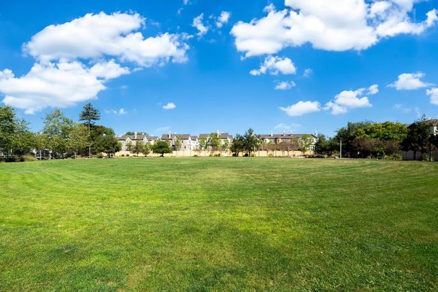 400 Siam Terrace 5, Sunnyvale, CA 94089