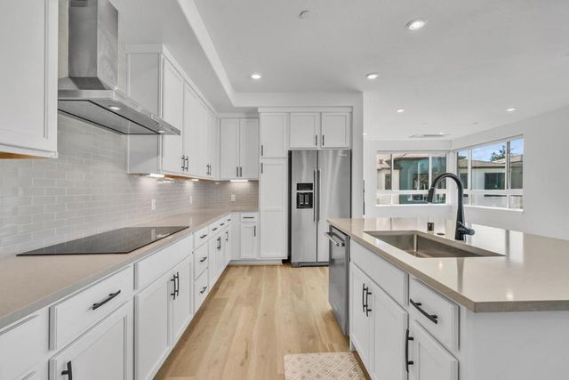 400 Siam Terrace 5, Sunnyvale, CA 94089