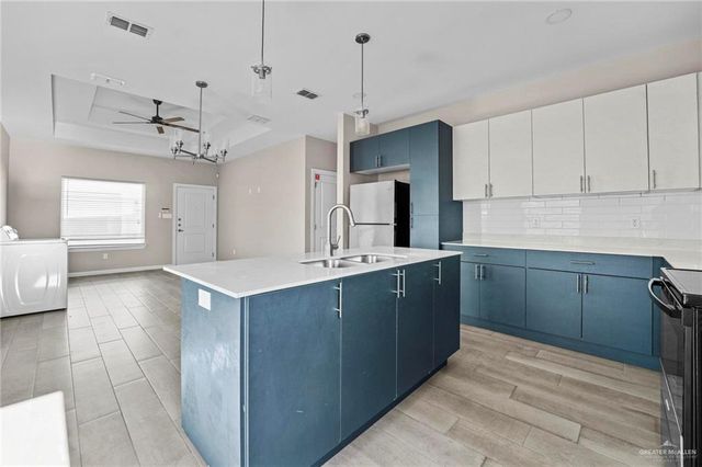 5700 Swallow Avenue 4, Mcallen, TX 78573