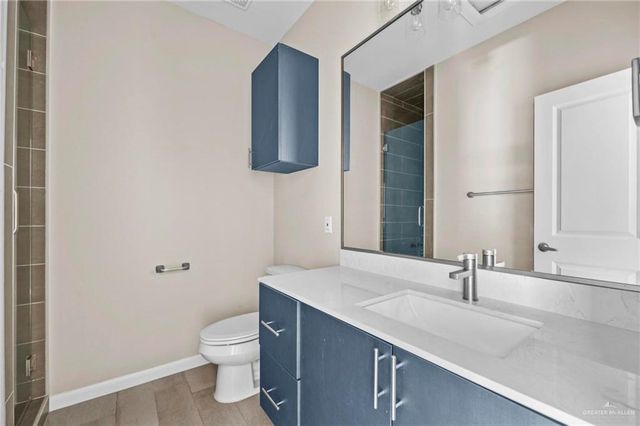 5700 Swallow Avenue 4, Mcallen, TX 78573