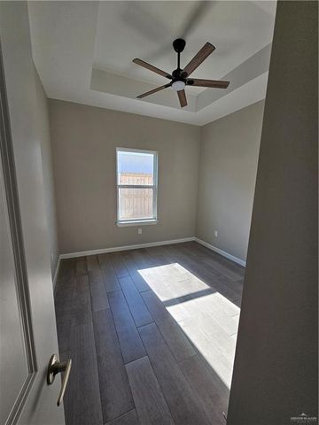 5700 Swallow Avenue 4, Mcallen, TX 78573