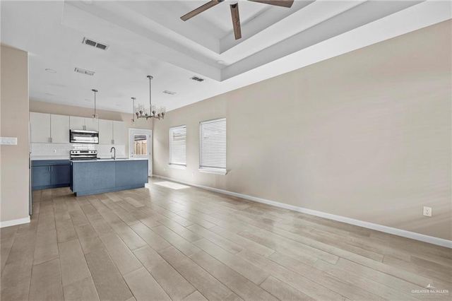 5700 Swallow Avenue 4, Mcallen, TX 78573
