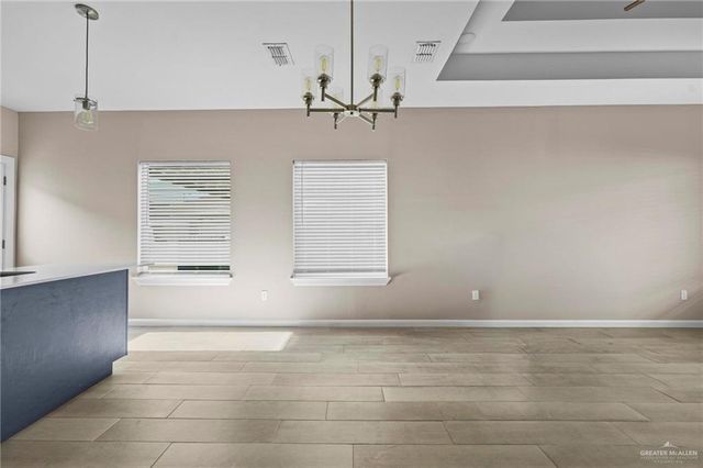 5700 Swallow Avenue 4, Mcallen, TX 78573