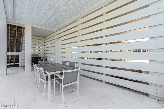 117 Hercules DR, Fort Myers Beach, FL 33931