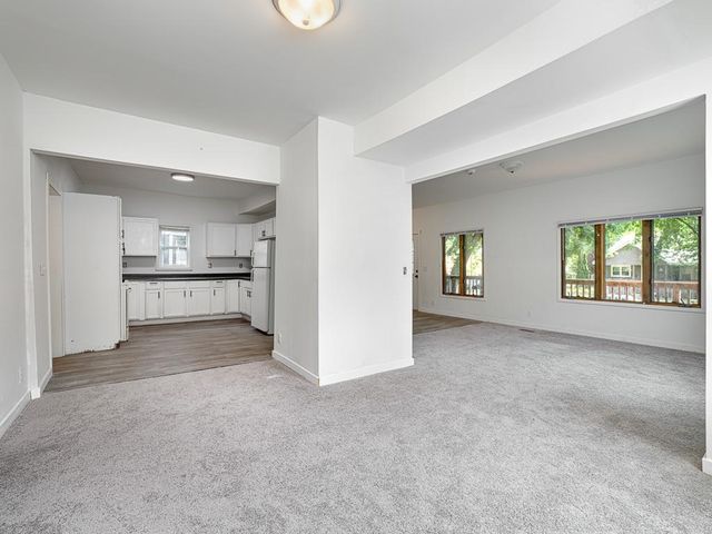 1223 Oliver Avenue N, Minneapolis, MN 55411