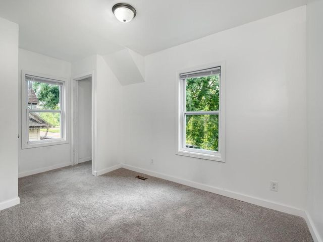 1223 Oliver Avenue N, Minneapolis, MN 55411