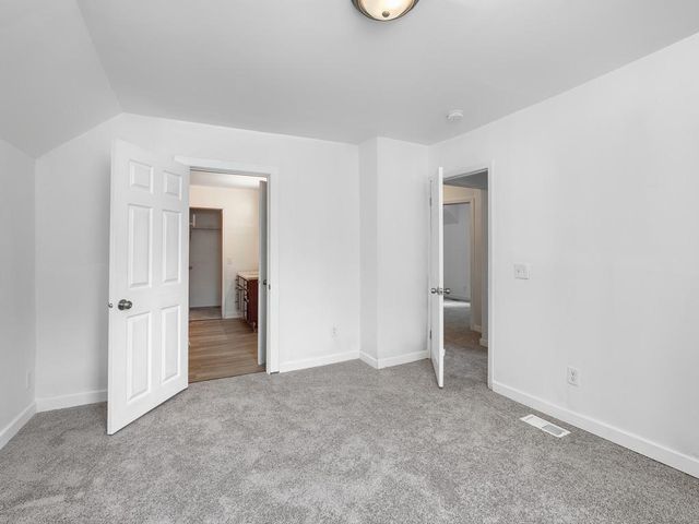 1223 Oliver Avenue N, Minneapolis, MN 55411