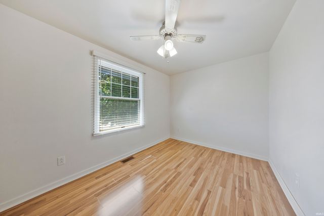 260 S Pyracantha Circle, Santa Claus, IN 47579