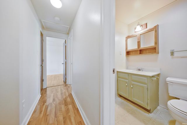 260 S Pyracantha Circle, Santa Claus, IN 47579