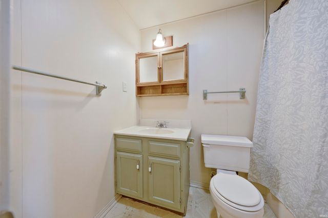 260 S Pyracantha Circle, Santa Claus, IN 47579
