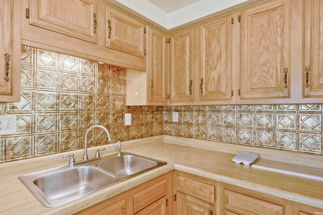 260 S Pyracantha Circle, Santa Claus, IN 47579