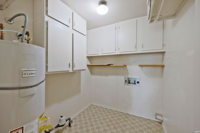 260 S Pyracantha Circle, Santa Claus, IN 47579