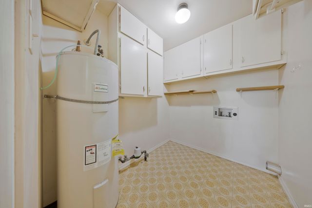 260 S Pyracantha Circle, Santa Claus, IN 47579