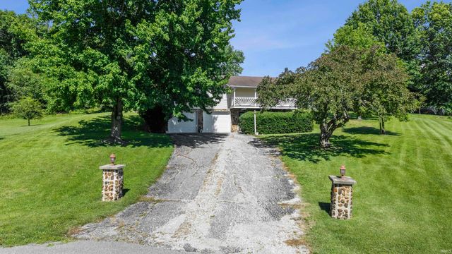 260 S Pyracantha Circle, Santa Claus, IN 47579