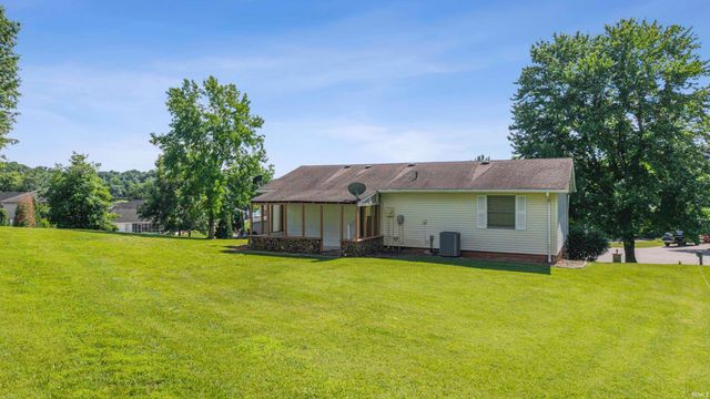 260 S Pyracantha Circle, Santa Claus, IN 47579