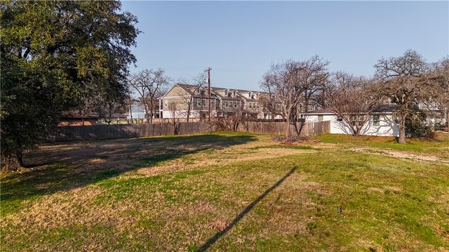 510 Clay Street, Bryan, TX 77801