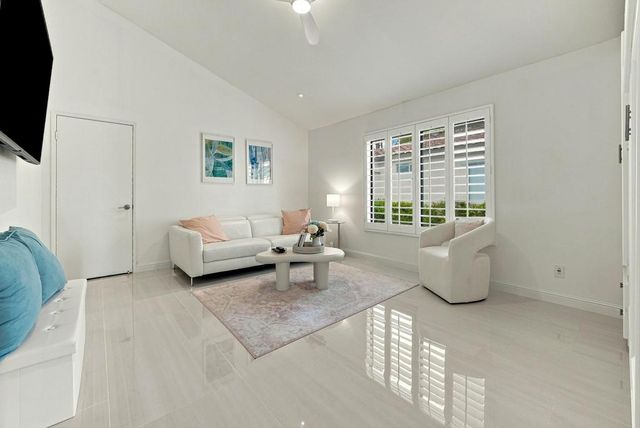 54480 Shoal Creek, La Quinta, CA 92253