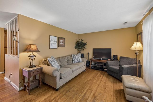 72 Milford Drive, Rossville, GA 30741