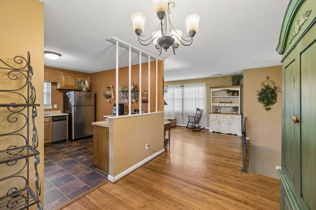 72 Milford Drive, Rossville, GA 30741