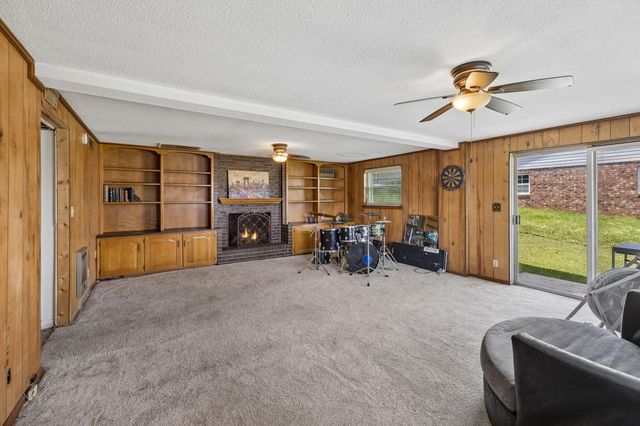 72 Milford Drive, Rossville, GA 30741