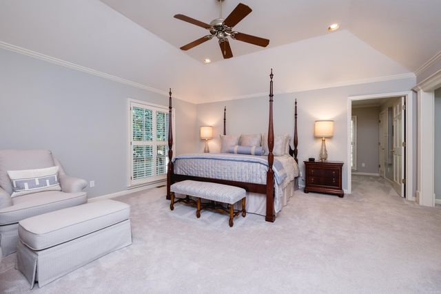 4 Hillandale Drive, Little Rock, AR 72227