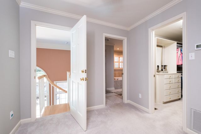 4 Hillandale Drive, Little Rock, AR 72227