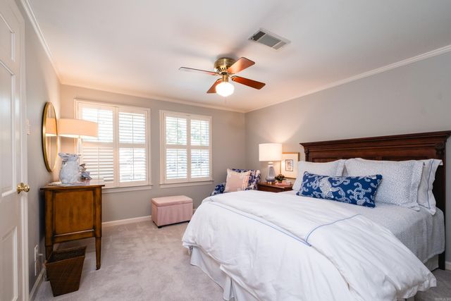 4 Hillandale Drive, Little Rock, AR 72227