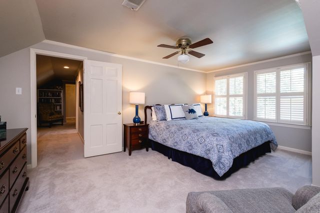 4 Hillandale Drive, Little Rock, AR 72227