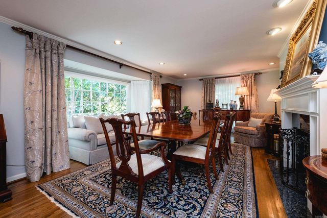 4 Hillandale Drive, Little Rock, AR 72227