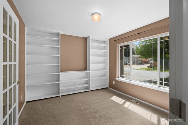 19219 205th Street E, Orting, WA 98360