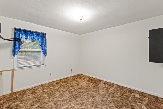 8 Lott Purvis Rd., Hattiesburg, MS 39401