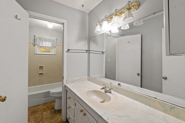 8 Lott Purvis Rd., Hattiesburg, MS 39401