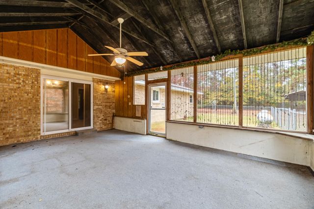 8 Lott Purvis Rd., Hattiesburg, MS 39401