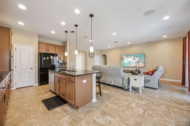 901 FOUNTAIN COIN LOOP, Orlando, FL 32828