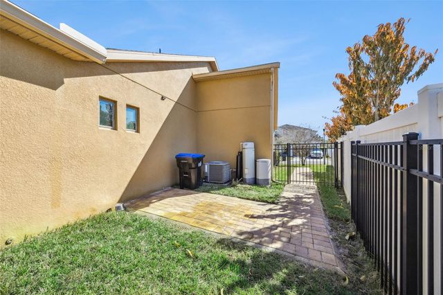 901 FOUNTAIN COIN LOOP, Orlando, FL 32828