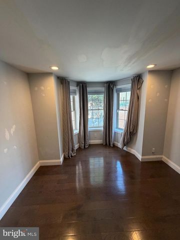 709 S WARNOCK ST, Philadelphia, PA 19147
