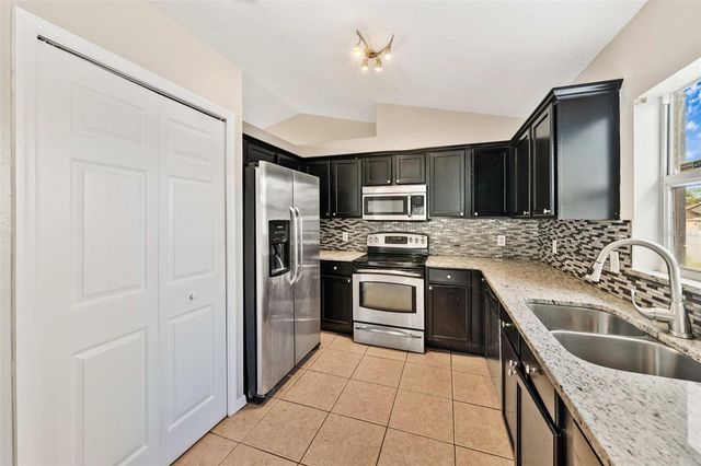 120 FLATFISH COURT, Kissimmee, FL 34759