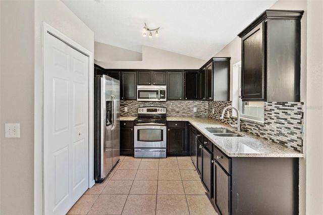 120 FLATFISH COURT, Kissimmee, FL 34759