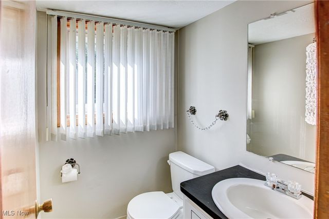 3225 Helen Drive, North Royalton, OH 44133