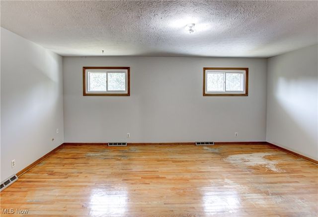 3225 Helen Drive, North Royalton, OH 44133