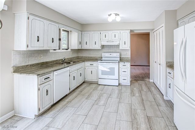 3225 Helen Drive, North Royalton, OH 44133